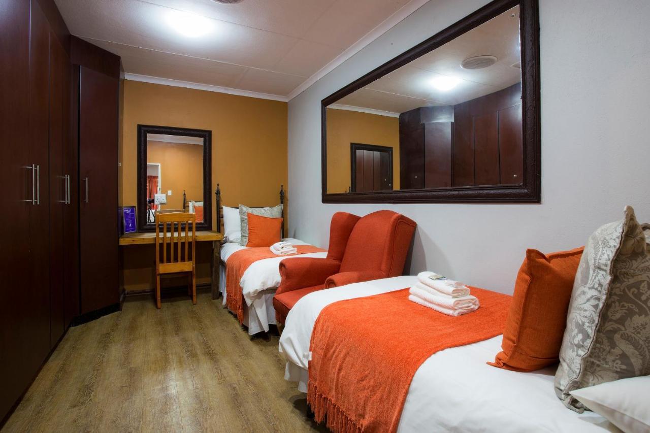 Purple Gecko Guest House Lydenburg Dış mekan fotoğraf