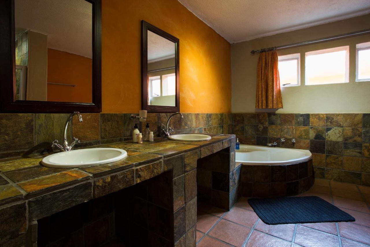 Purple Gecko Guest House Lydenburg Dış mekan fotoğraf